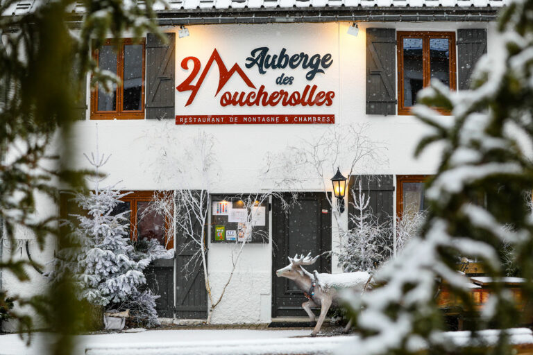 Où se loger à Corrençon-en-Vercors l’été ? L’Auberge des 2 Moucherolles comme point de départ idéal